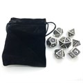 Кубики ДнД (7 шт) металлические / Дайсы для DnD / Dungeons & Dragons / RPG / Чешуя дракона (черный с серебром) 16мм - фото 6336
